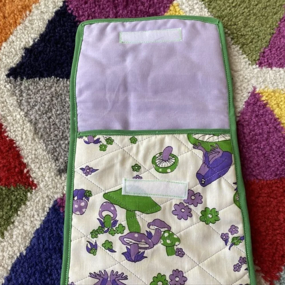 Foggy in Wonderland Kindle E-Reader Bag Vintage Mushroom Case Protector